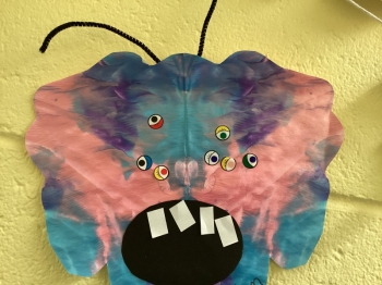 Aliens love underpants!